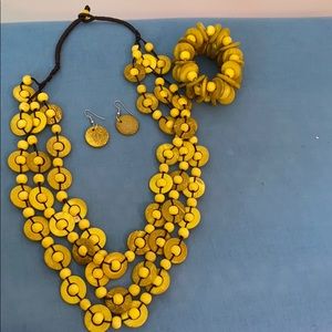 Necklace, earring and bracelet set